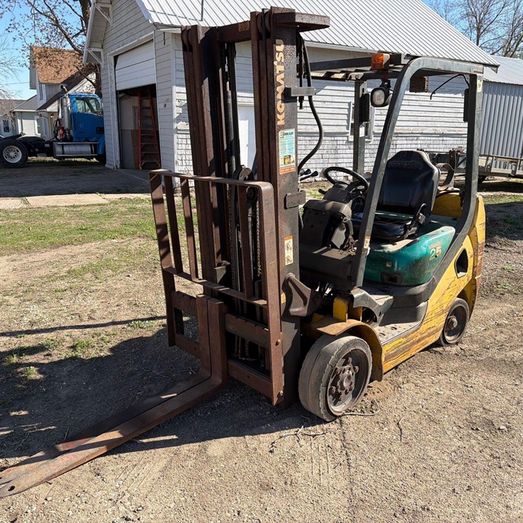 2007 Komatsu FG25ST Propane Forklift