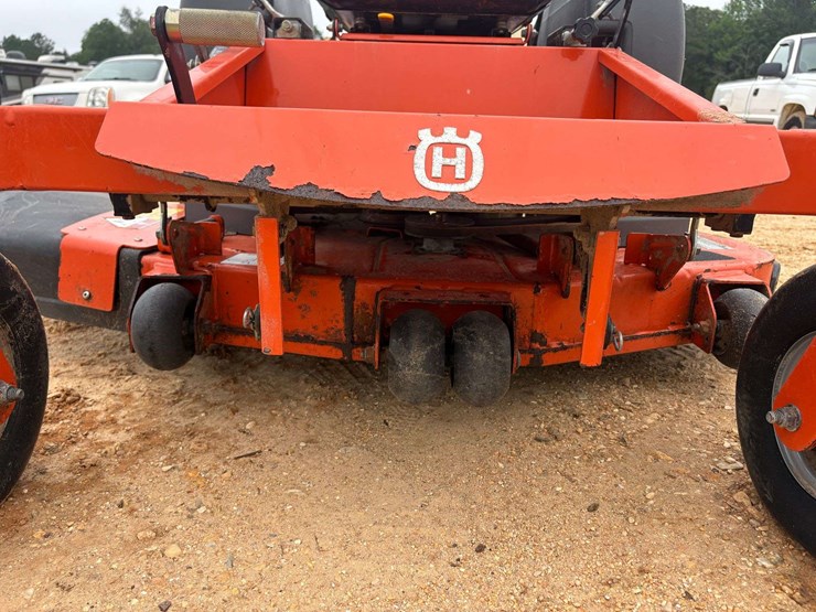 husqvarna-mz48-zero-turn-lawn-mower-image-13