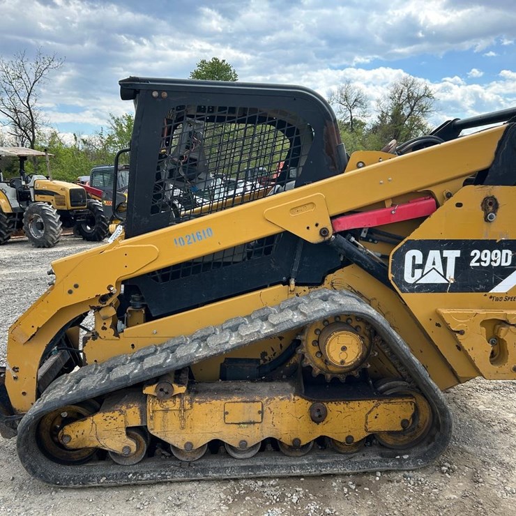 2015 CATERPILLAR 299D
