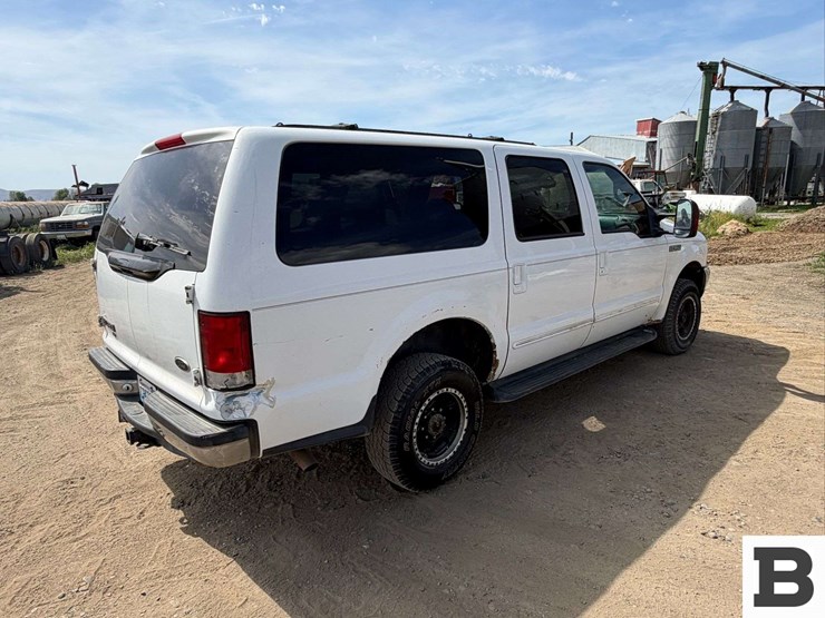 2000-ford-excursion-image-5