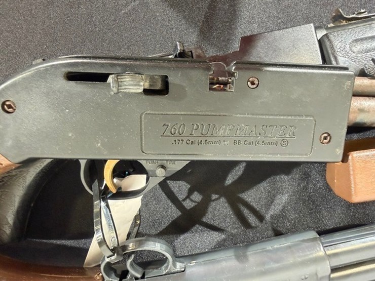 #36156-•-3-vintage-bb-and-pellet-guns-image-9