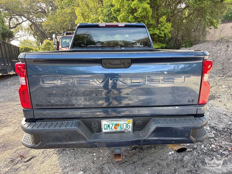 2021-chevrolet-silverado-2500-image-37