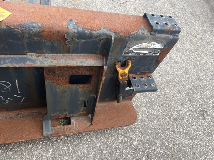 #9010-•-bobcat-asphalt-planer-(o7)-image-23