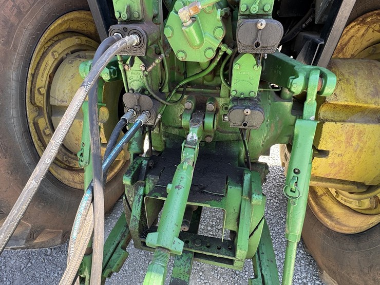 1990-john-deere-4755-image-11