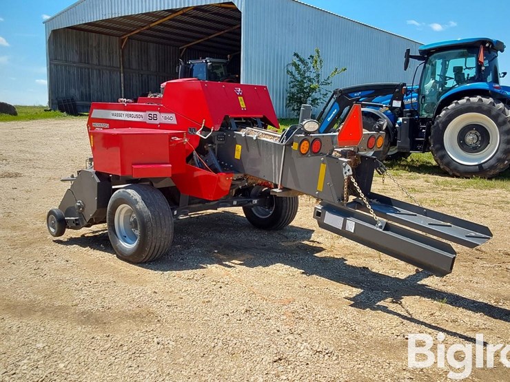 2023-massey-ferguson-1840-image-7
