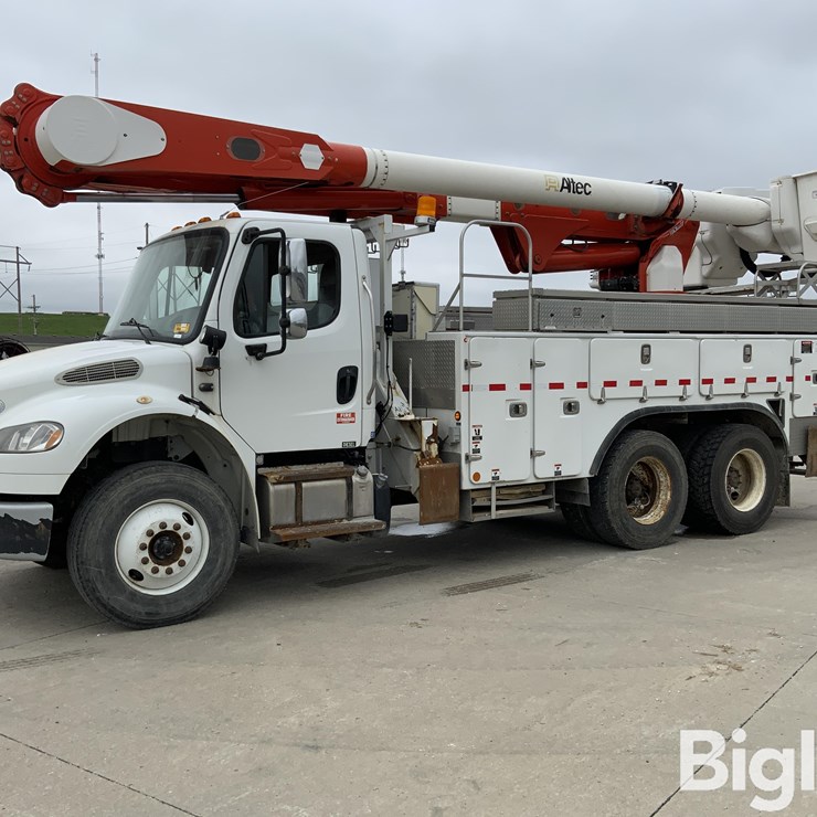 2016 FREIGHTLINER M2 106