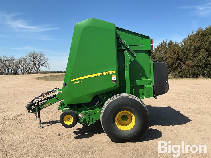 2021-john-deere-560r-image-8