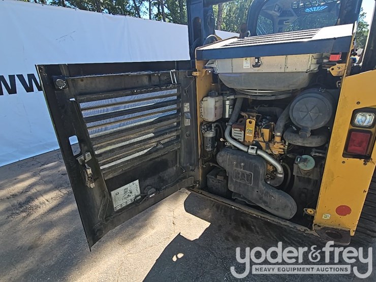2015-caterpillar-257d-image-20