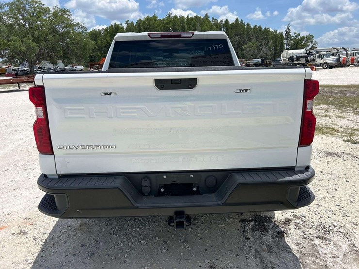 2022-chevrolet-silverado-1500-image-28