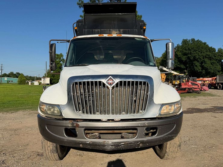 2003-international-durastar-4200-image-5