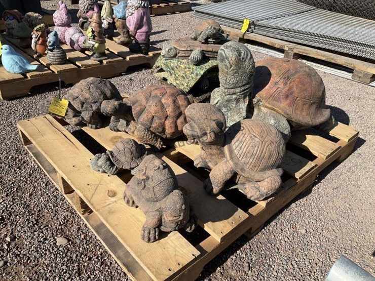 pallet-of-asst-concrete-turtles-and-stepping-image-1