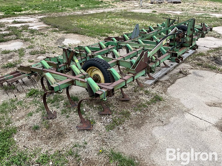 john-deere-1000-image-3