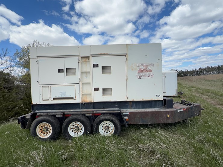 wisper-watt-dca-400ssv-generator-image-3