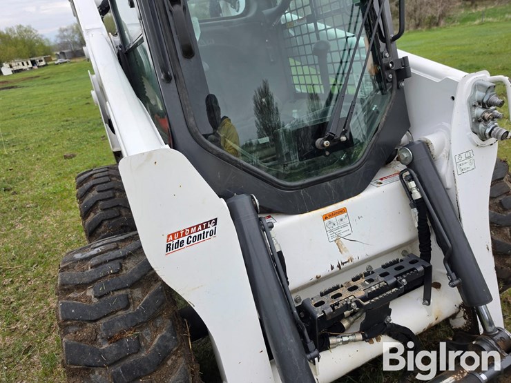 2022-bobcat-s740-image-18