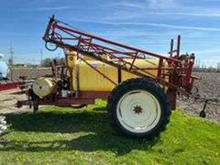 hardi-1000navigator-pull-type-sprayer,-1000-gal.-image-16