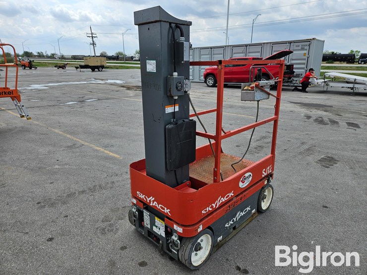 2016-skyjack-sj12-image-1