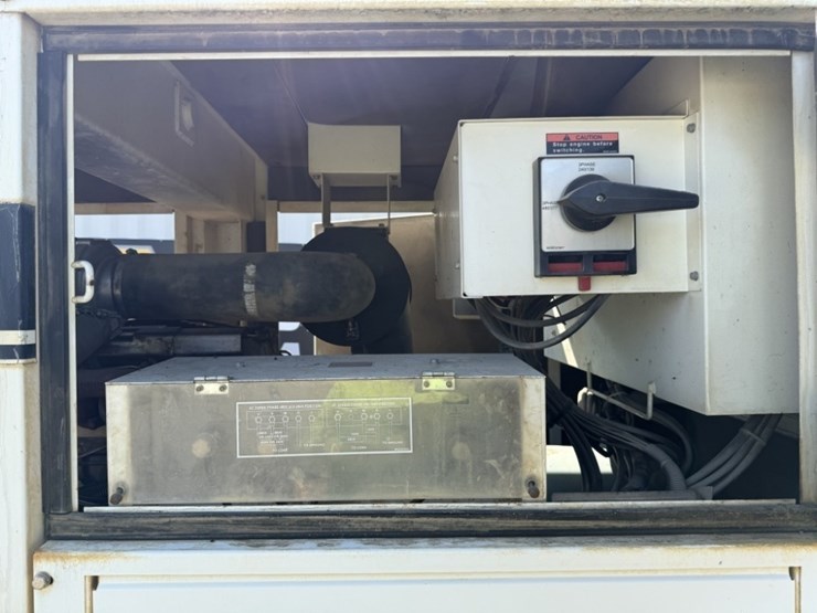2007-john-deere-6-image-19