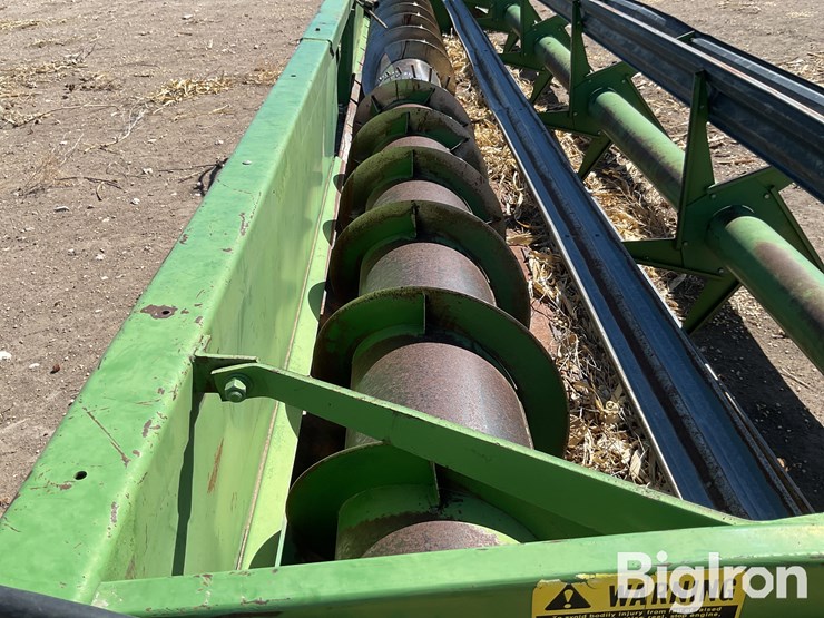 john-deere-224-image-19