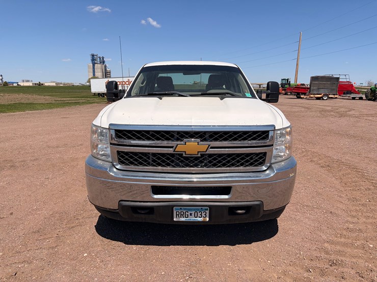 2012-gmc-2500-image-2