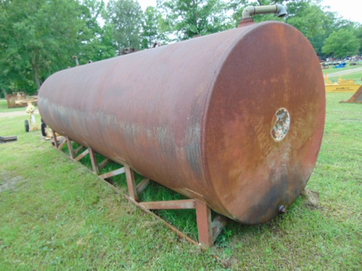 2000-gallon-steel-fuel-tank-image-3