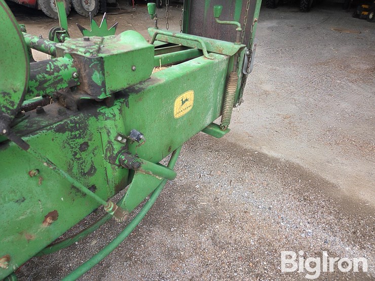 john-deere-24t-image-9