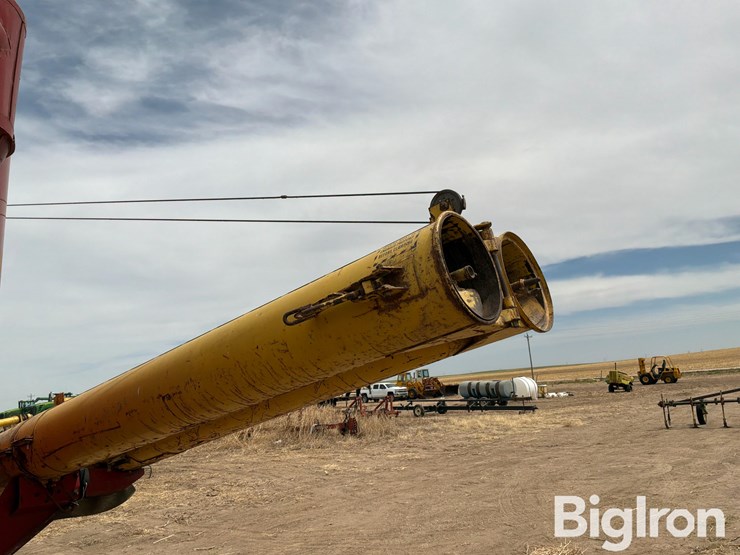 new-holland-357-image-19