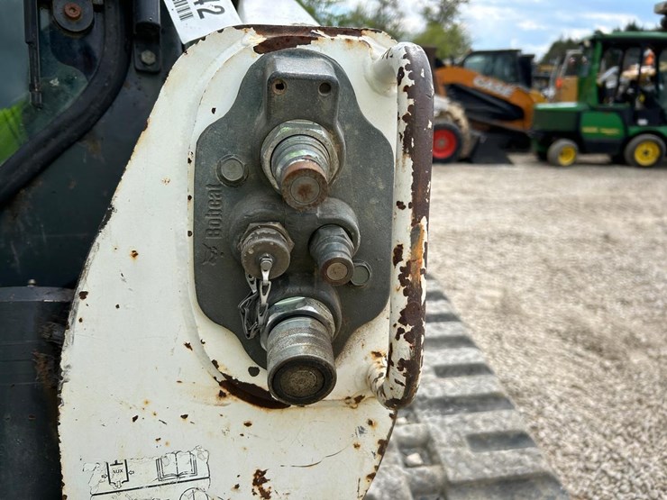 bobcat-t630-image-11