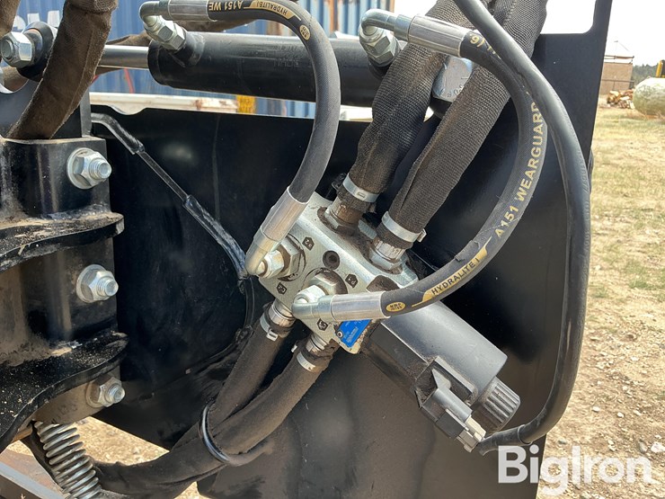 danuser-sm40-skid-steer-post-pounder-image-11