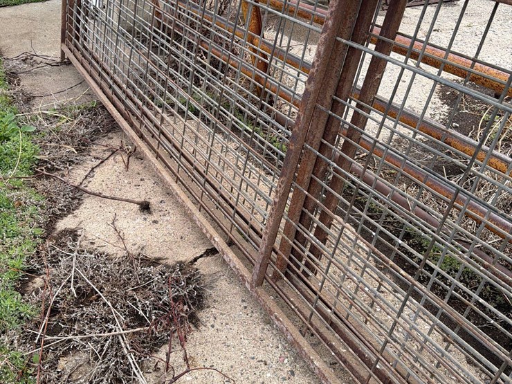 4-16ft-hog-gates-image-4
