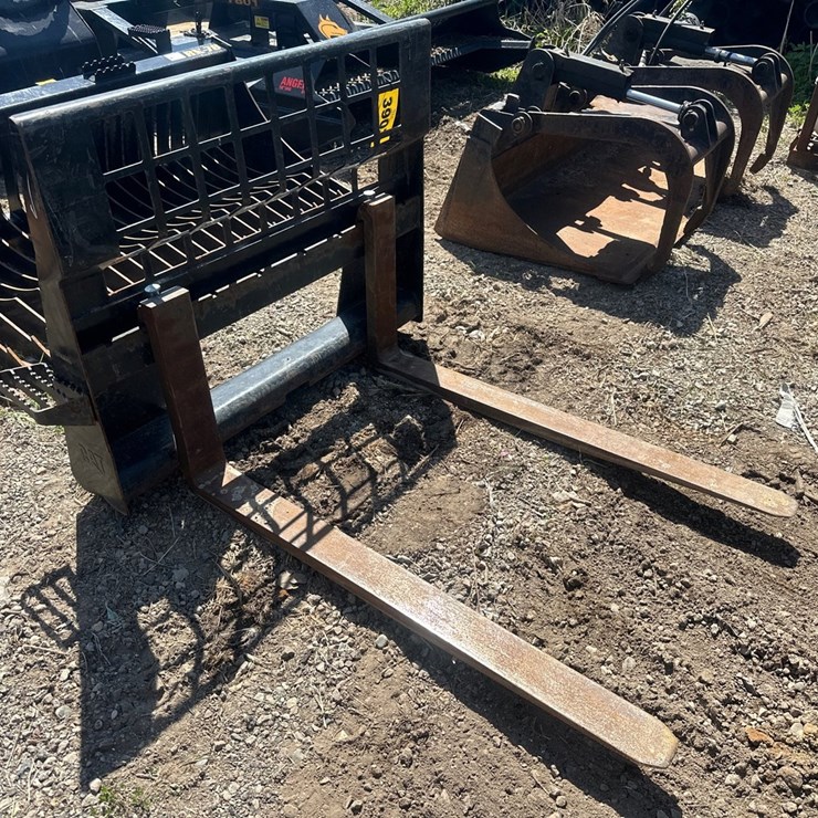 #3903 • Approx 48" Skid Steer Forks