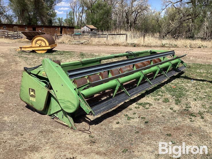 john-deere-222-image-3
