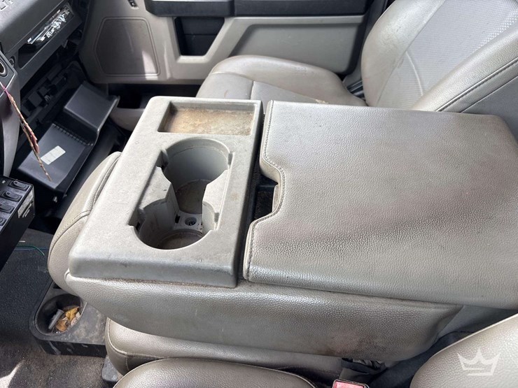 2018-ford-f550-image-16