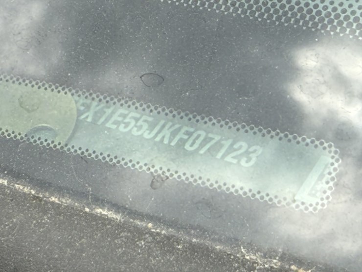 2018-ford-f150-xl-image-10