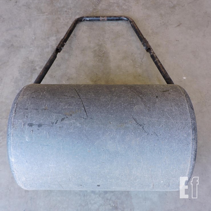 POLY LAWN ROLLER, 26” WIDE, WATER FILLABLE