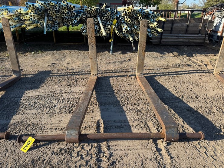 #3943-•-approx-48"-loader-forks-image-8
