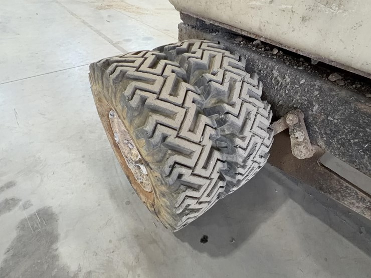 whiteman-wbh-10-concrete-buggy-image-12