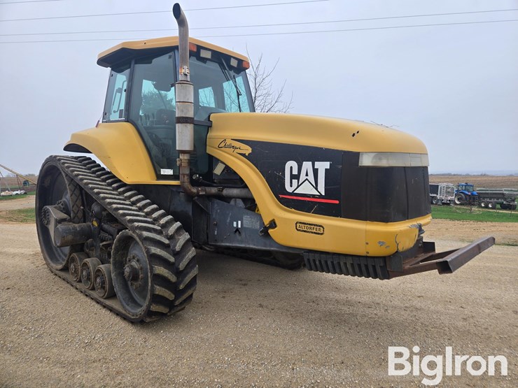 1995-challenger-ch35-track-tractor-image-3