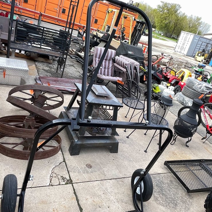 #9018 • Snowmobile Lift/Carrier (O3)