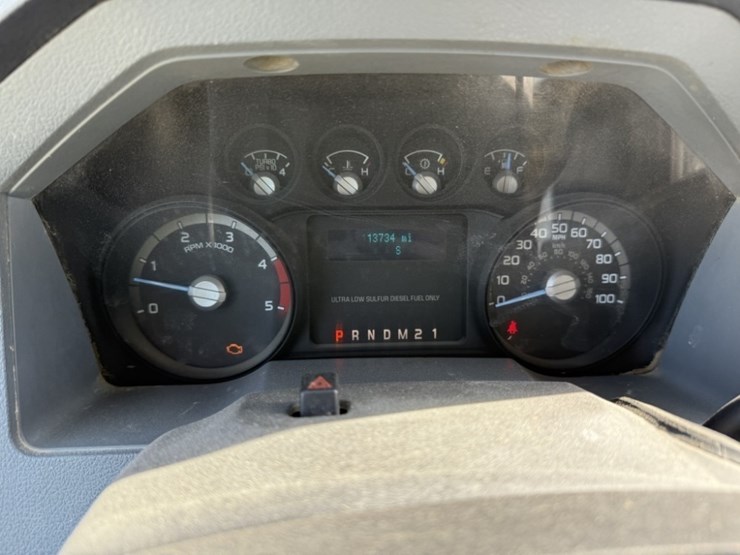 2016-ford-f350-sd-xlt-image-24