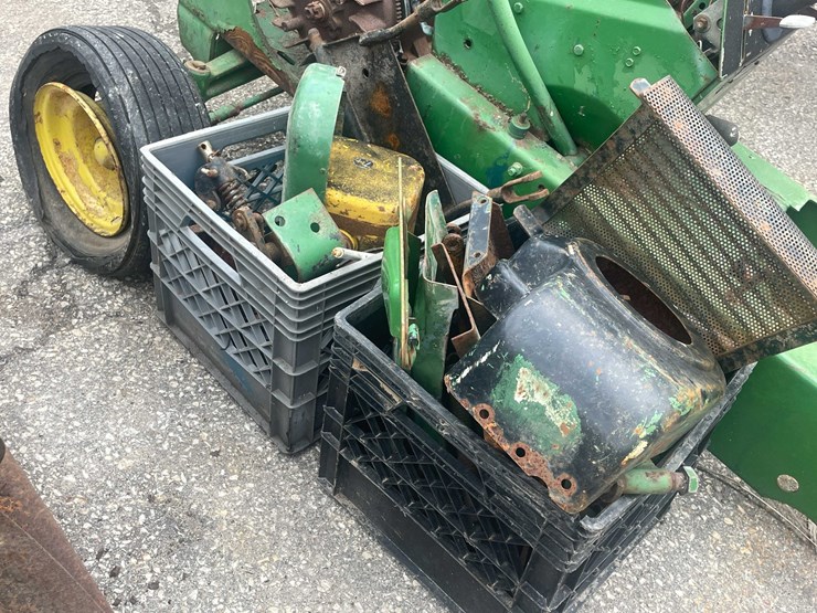 john-deere-110-image-23