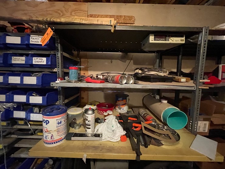 #7041-•-shelf-and-contents-image-6