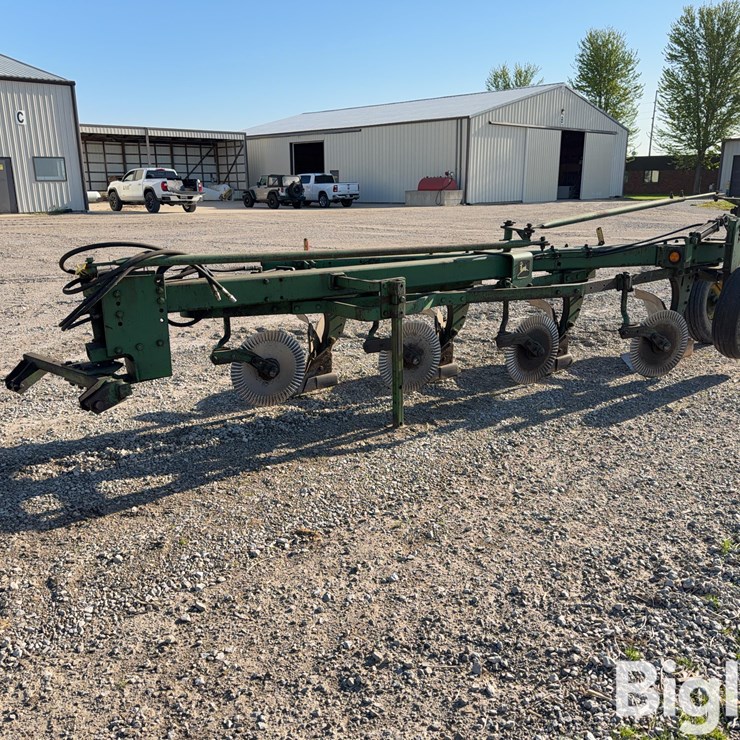 John Deere A1450 4-Bottom Moldboard Plow