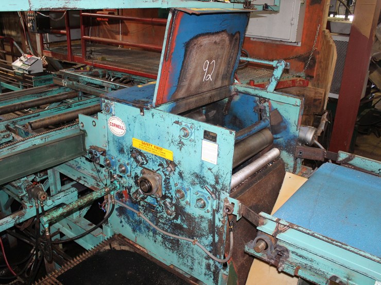 cornell-6"x42"-model-hec-42-3-saw-edger-w/-2-movable-saws-w/-infeed-rolls-w/-3-strand-pop-up-transfer-w/-positioner-system-w/-fence-w/-plc-controls-w/-50hp-motor-sn#770-1-87-image-8