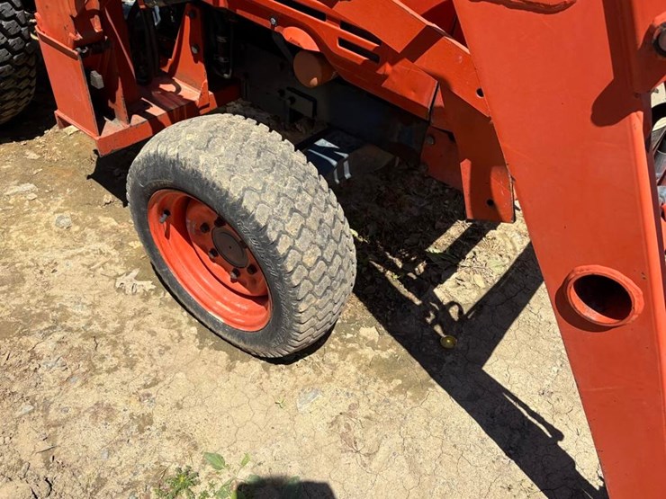 kubota-l2350-image-9