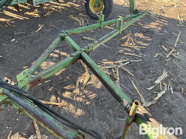 john-deere-9300-image-12