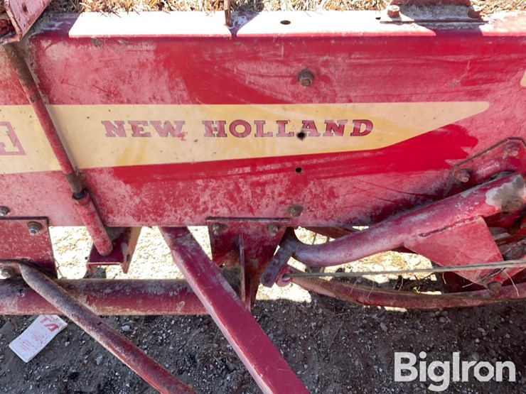 new-holland-275-image-9