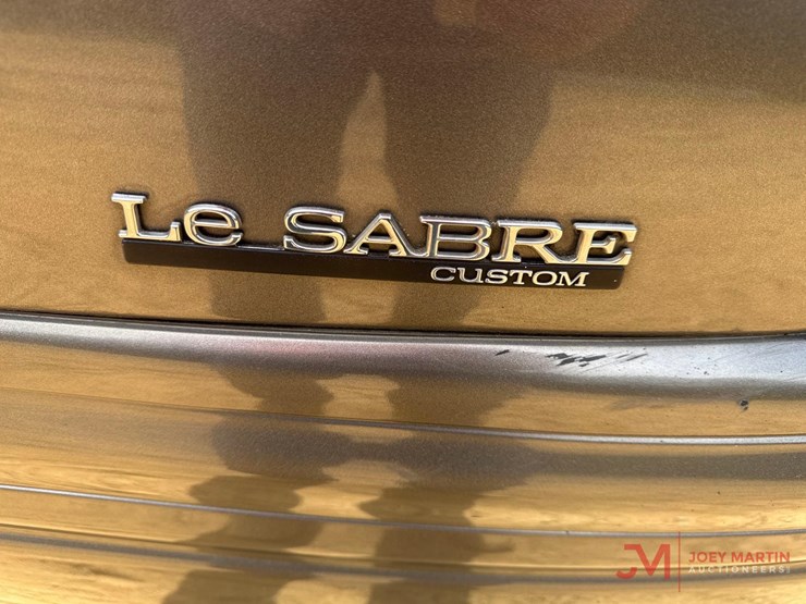 2000-buick-le-sabre-custom-sedan-image-5