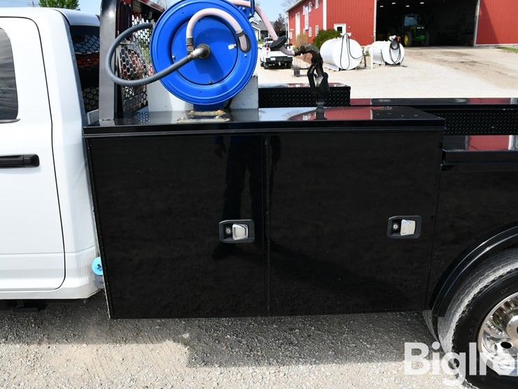 2011-dodge-ram-5500-image-16