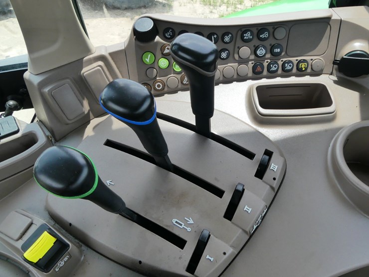 2024-john-deere-6120m-image-14