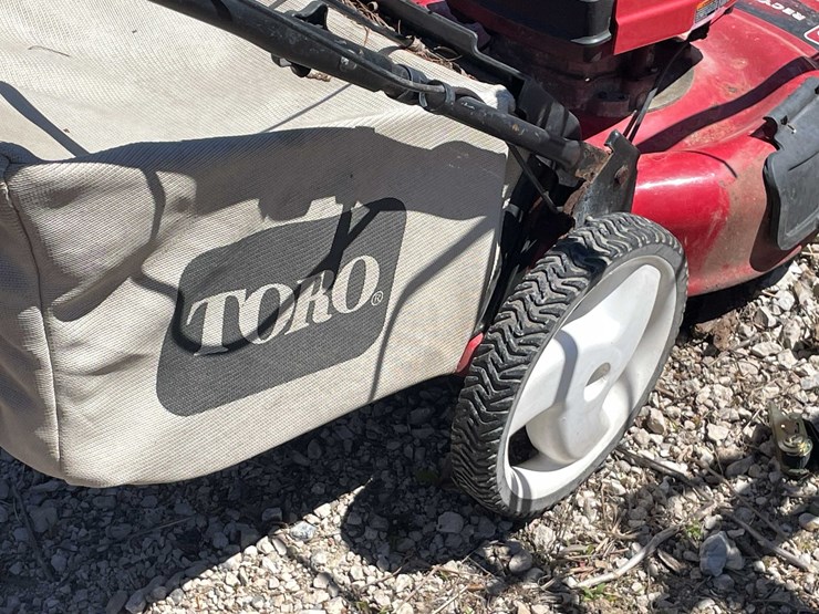 #6990-•-toro-lawn-mower-image-9